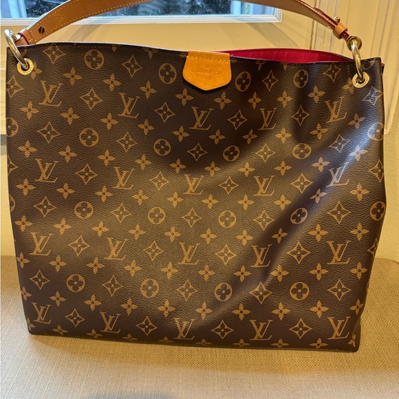 LV Authentic Graceful MM hobo style like new with matching wallet. - Picture 6 of 10